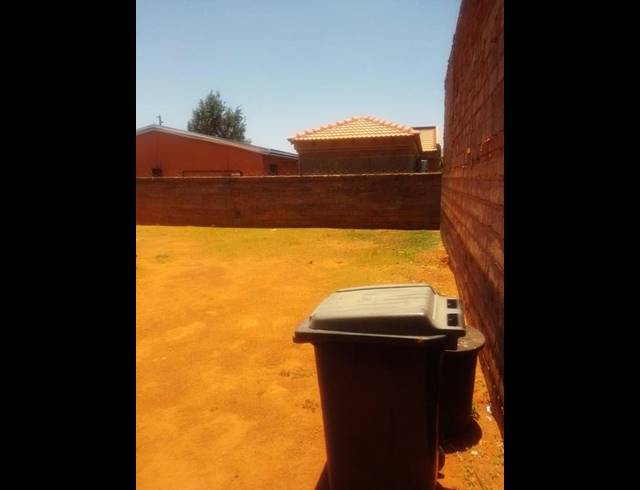 3 BEDROOM HOUSE FOR SALE IN PROTEA GLEN EXT